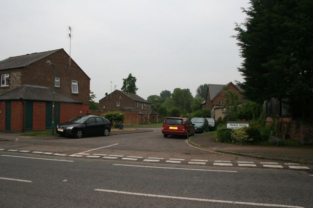 File:Private Road - geograph.org.uk - 829877.jpg